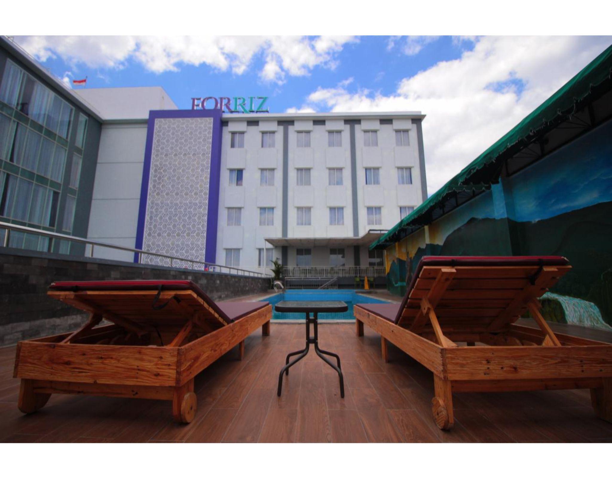 Forriz Hotel יוגיאקרטה מראה חיצוני תמונה