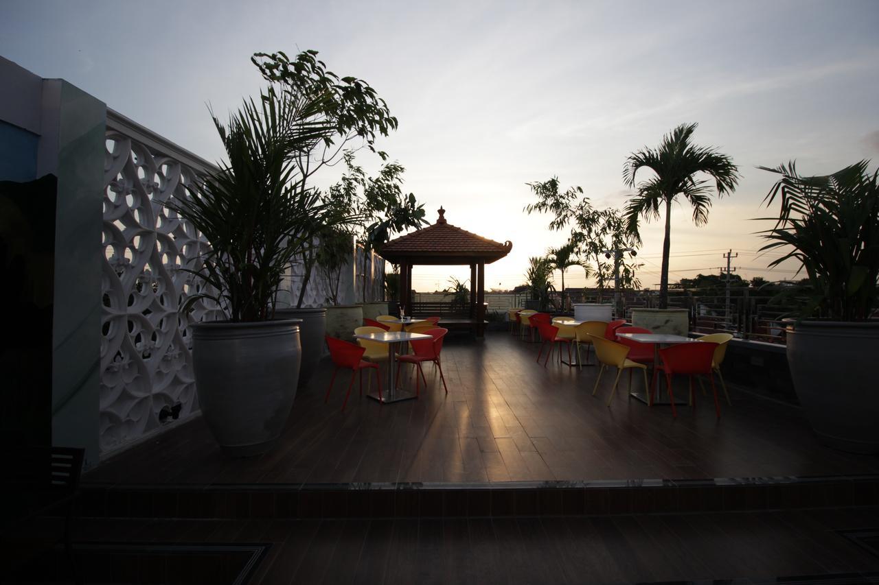 Forriz Hotel יוגיאקרטה מראה חיצוני תמונה