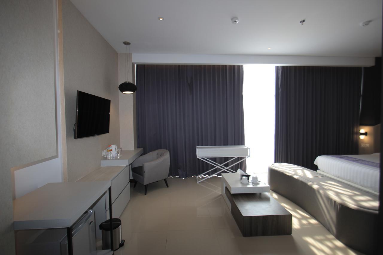 Forriz Hotel יוגיאקרטה מראה חיצוני תמונה