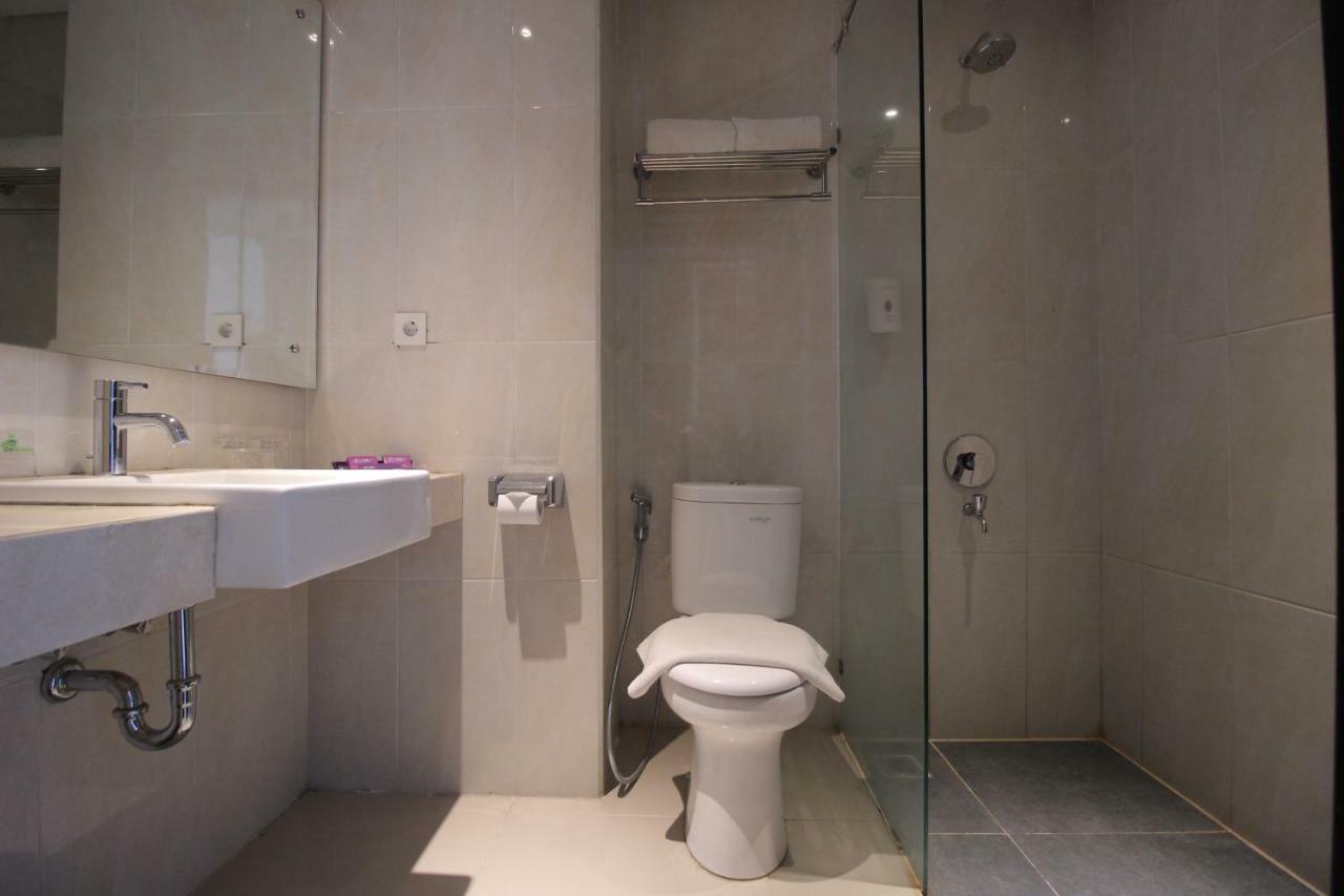 Forriz Hotel יוגיאקרטה מראה חיצוני תמונה
